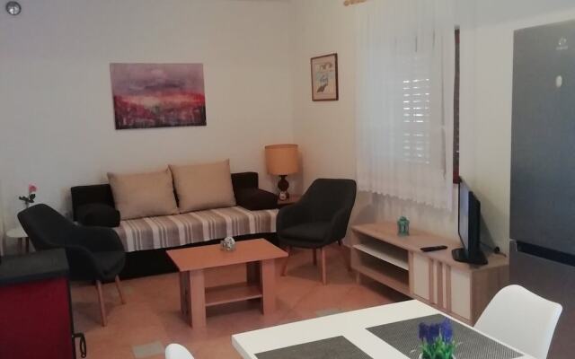 House Nika