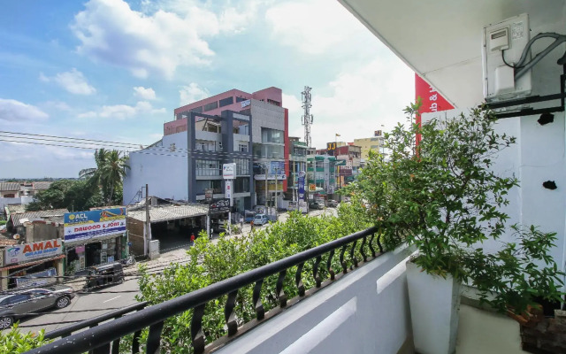 OYO 233 The Lion Pub & Hotel