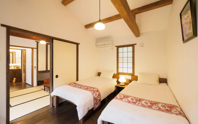 Inase Otsu Machiya Bed & Breakfast
