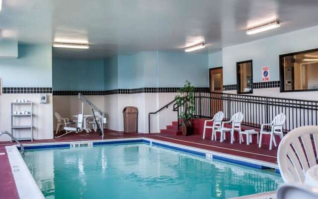 Comfort Inn & Suites