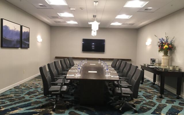 Crowne Plaza Ventura Beach by IHG