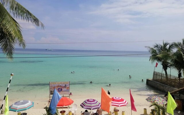 Aizawa Beach Resort