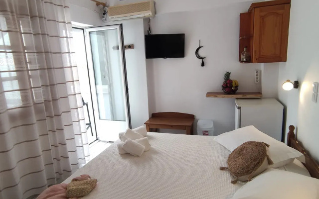 Kapetanos Rooms