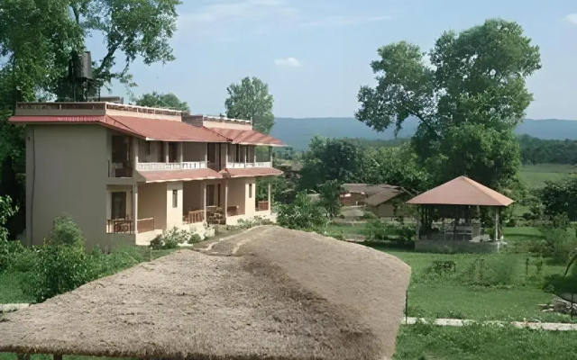 River Bank Inn