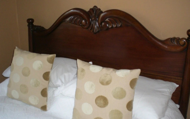 Wynnstay House