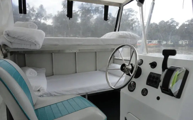 Moama on Murray River Cruisers