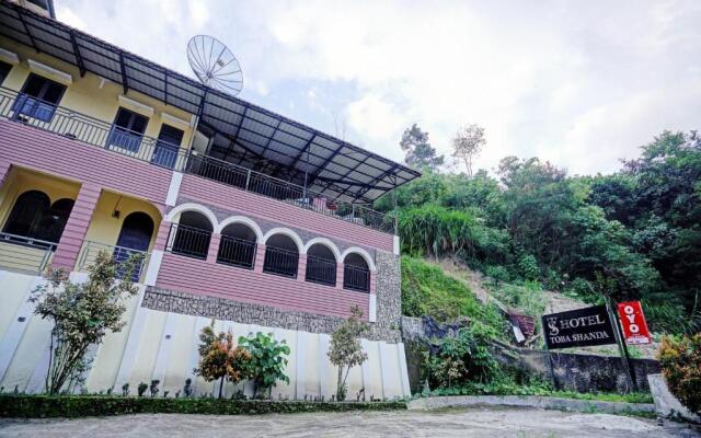 OYO 90331 Hotel Toba Shanda