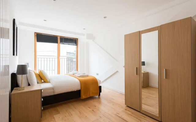 Platinum Apartment next to London Bridge 9995