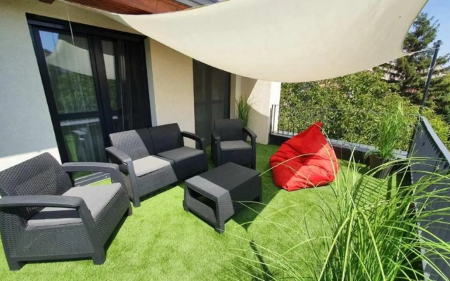 Sun terrace mini penthouse bestern