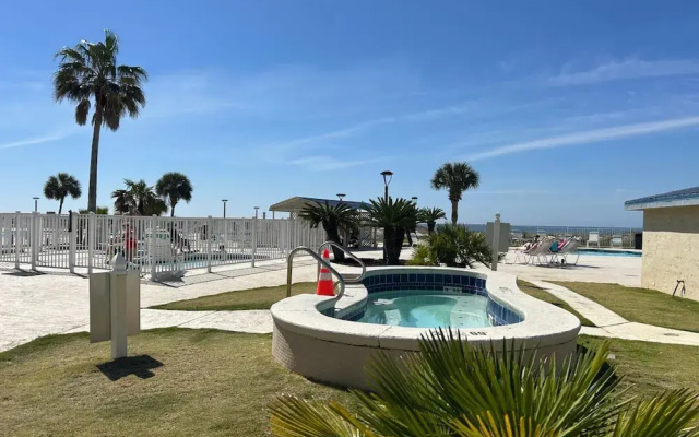 Plantation Palms 6103