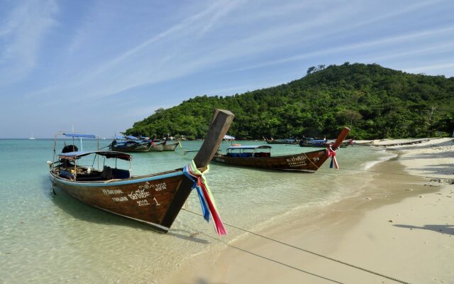 Phi Phi Ba Kao Bay Resort