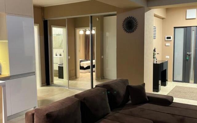 Sas 1 Luxury Apartments