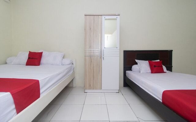 RedDoorz @ Frans Seda Kupang