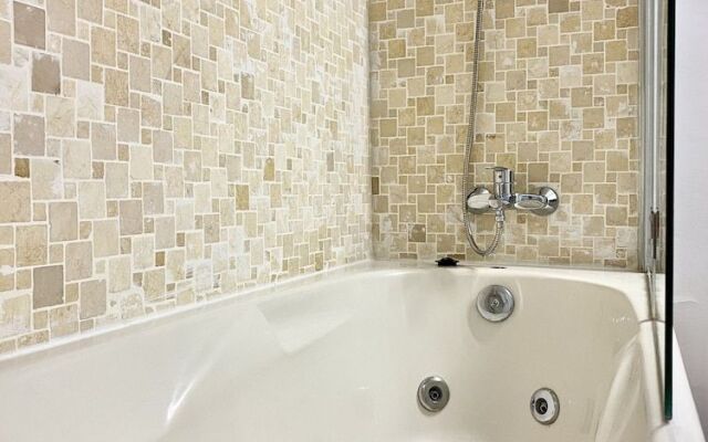 Victoria Central Apartments By CityBookings