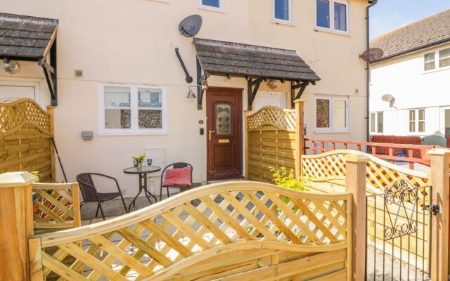 5 Malting Court