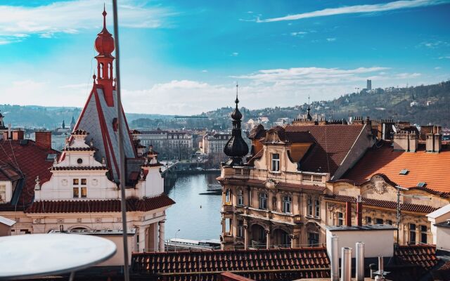 4-room apartment near Charles Square