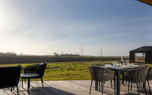 Beautiful Holiday Home With Terrace