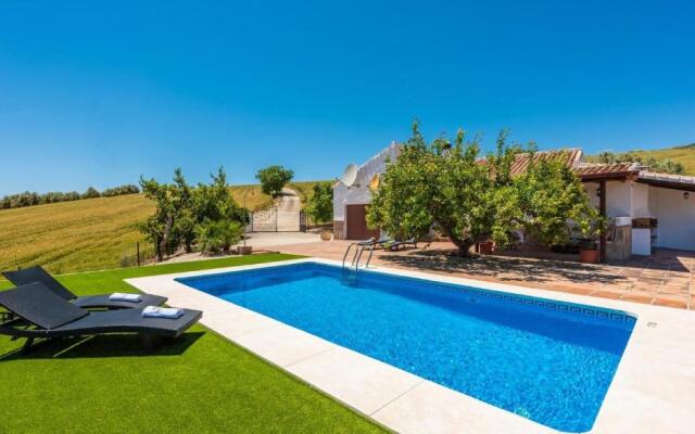Casa El Trigal Villanueva de la Concepcion by Ruralidays