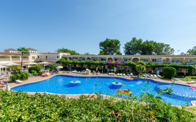 Mariner Club Apartments