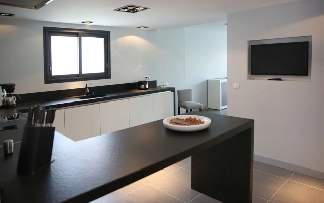 Villa Choriekin Lafitenia Resort