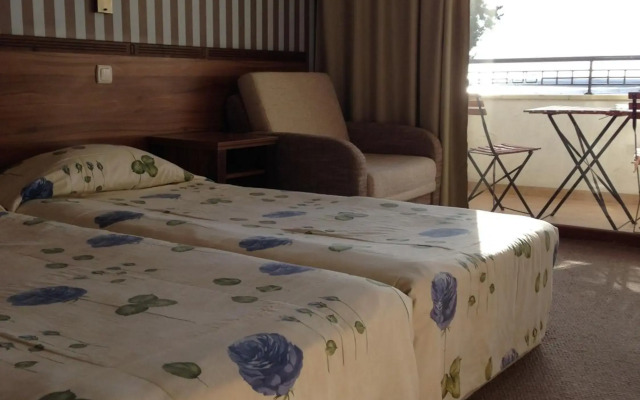 Family Hotel Selena