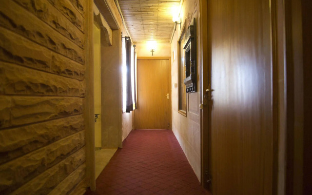 Apnayt Villa - A Luxury Homestay