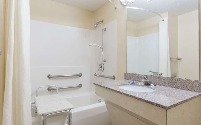 Super 8 Piedmont Greenville Area