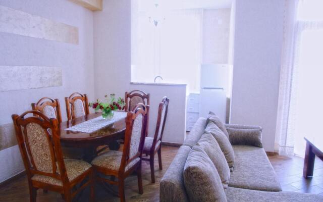 New apartment 1 in the city center