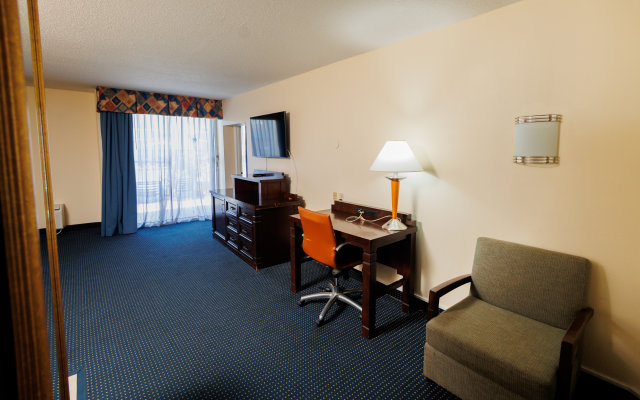 Garnet Inn & Suites, Orlando