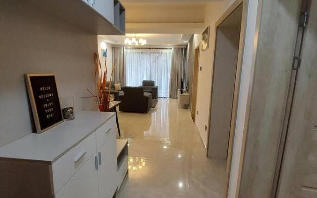 Urban Oasis - Modern Luxe 2 Bedroom Apt with pool, gym