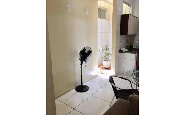 Flats funcionais com AR em importante avenida da cidade