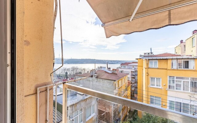 Stylish Apartment With Panaromic View in Besiktas