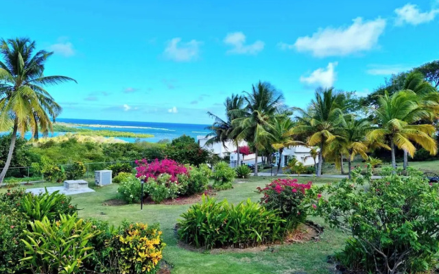 Castles in Paradise #C3 - by Zenbreak