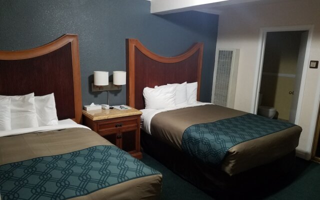 Econo Lodge Inn & Suites Heavenly Village Area