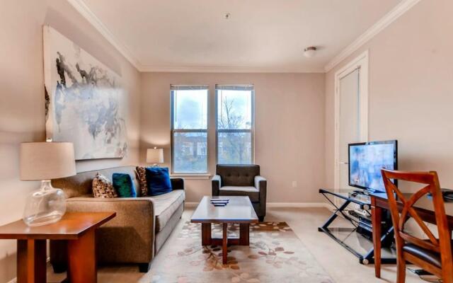 Bluebird Suites in Downtown Providence