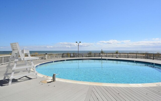 Sea Colony W 11008 Evergreen by Long & Foster