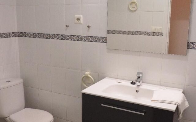 Apartamentos Intercentro Algarrobo-Costa