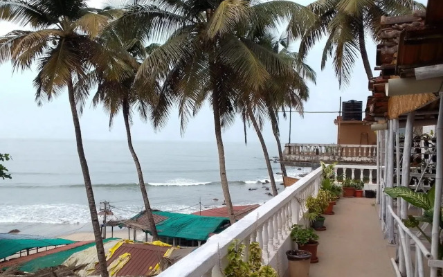 Hadimba Beach Huts