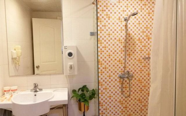 Home Inn Guangzhou Huangsha Avenue