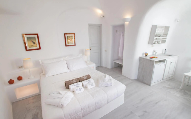 Oia Mare Villas