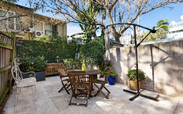 Pyrmont Self-Contained House 64 BUL