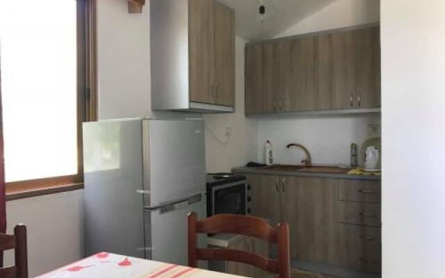 Feti Xhone Apartment