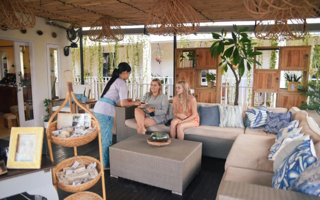 Pesona Beach Resort & Spa