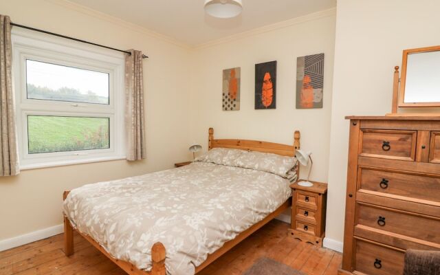 Ynys Cottage