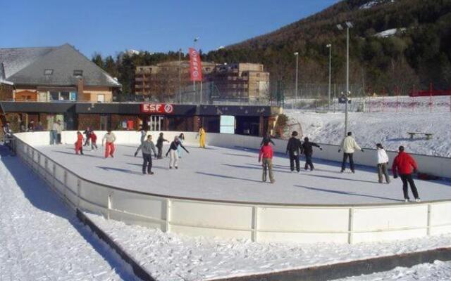 STUDIO 4 COUCHAGES A St JEAN-MONTCLAR ÉTÉ/HIVER