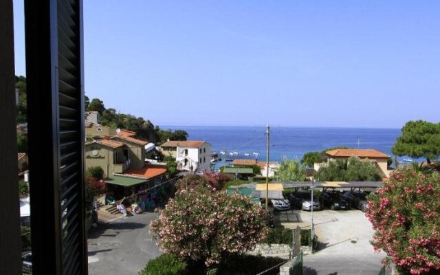 Hotel Holiday Bambù