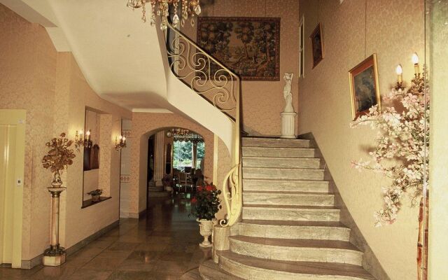 Hotel Excelsior