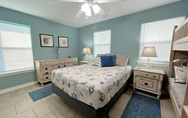Abby Sands Castle 2 Bedroom Home by RedAwning