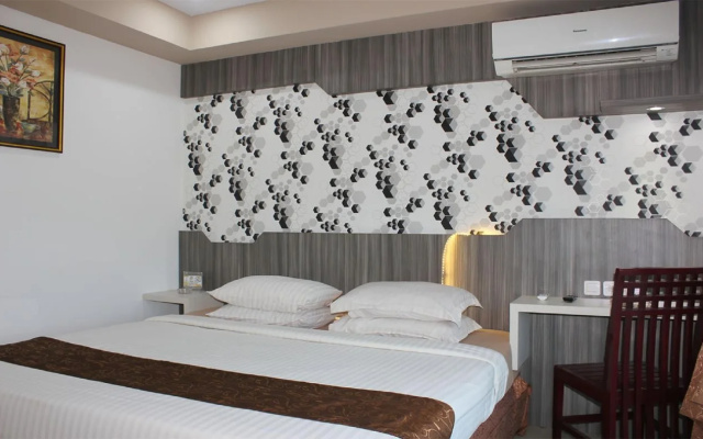 Grand Hotel