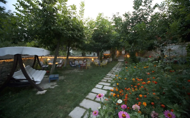 Serbetci Konak
